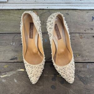 Vero Cuoio Studded Heels